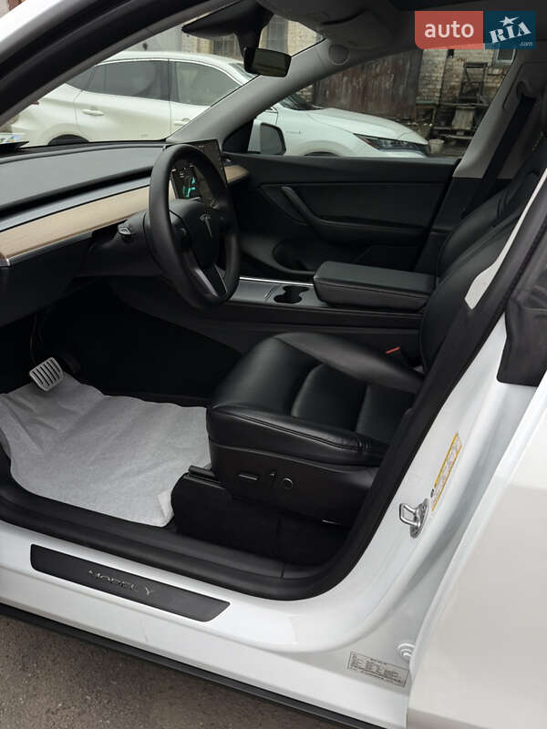 Позашляховик / Кросовер Tesla Model Y 2021 в Вінниці