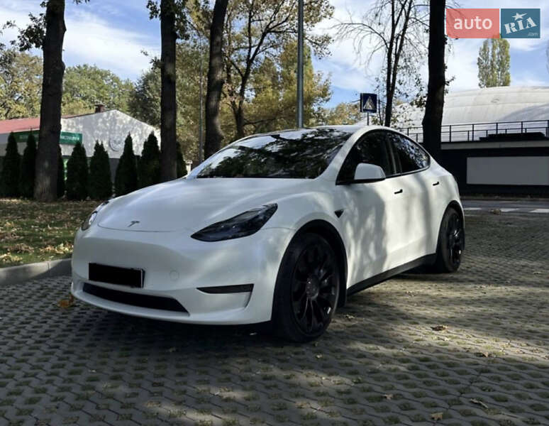 Внедорожник / Кроссовер Tesla Model Y 2022 в Киеве