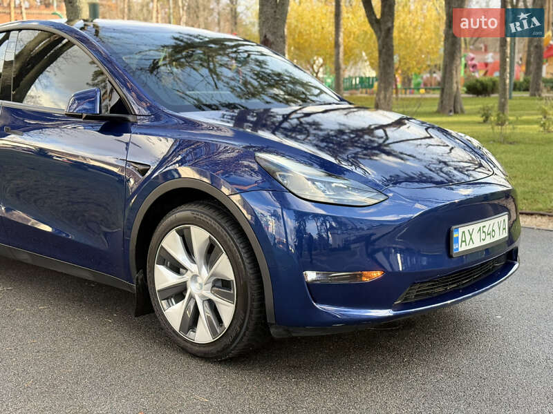 Внедорожник / Кроссовер Tesla Model Y 2023 в Харькове