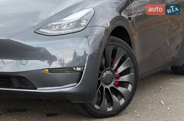 Внедорожник / Кроссовер Tesla Model Y 2023 в Кривом Роге