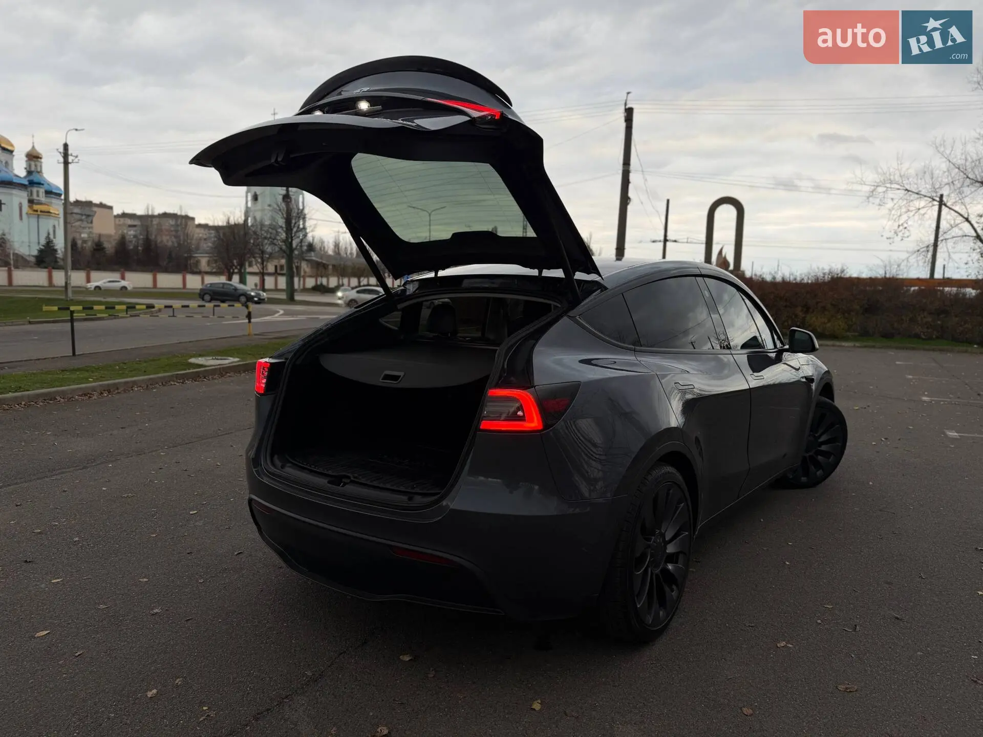 2023 Tesla Model Y - мініатюра 30
