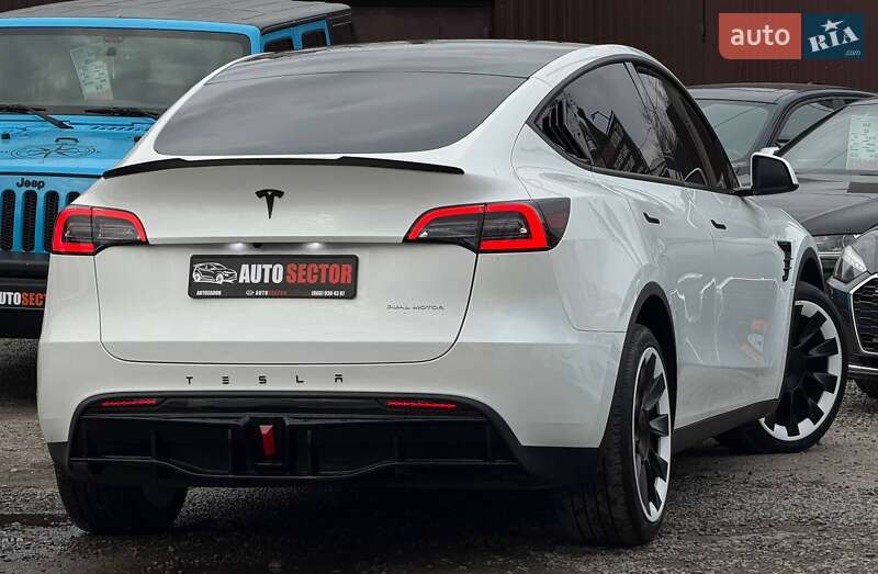 Внедорожник / Кроссовер Tesla Model Y 2023 в Харькове