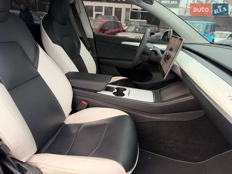 Внедорожник / Кроссовер Tesla Model Y 2023 в Харькове