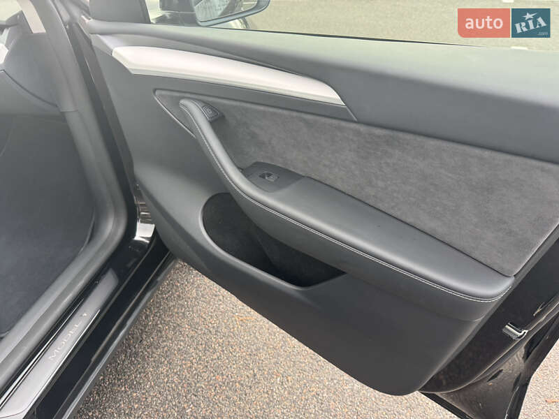 Внедорожник / Кроссовер Tesla Model Y 2024 в Харькове фото 23 Внедорожник / Кроссовер Tesla Model Y 2024 в Харькове