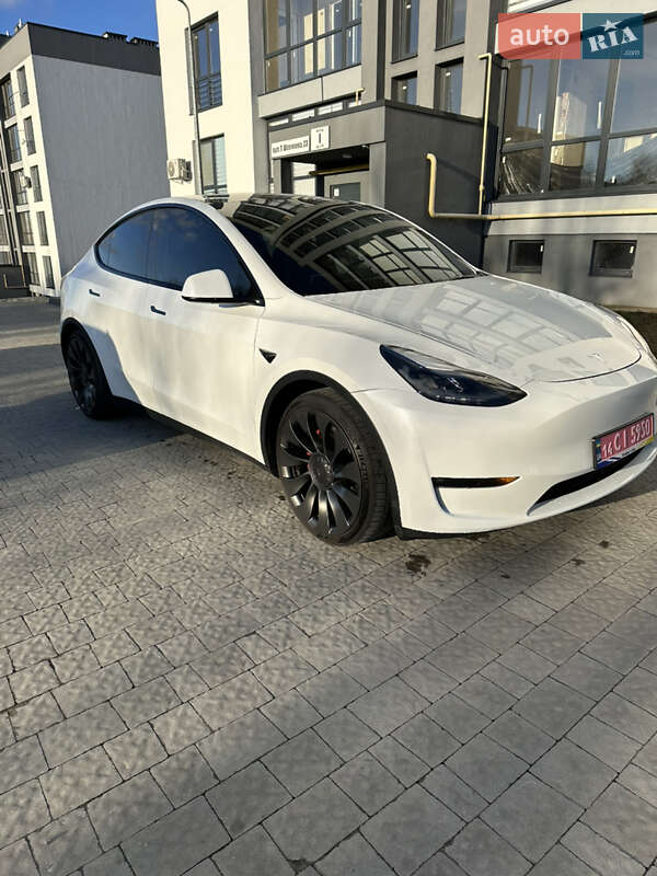 Позашляховик / Кросовер Tesla Model Y 2023 в Львові фото 7 Позашляховик / Кросовер Tesla Model Y 2023 в Львові