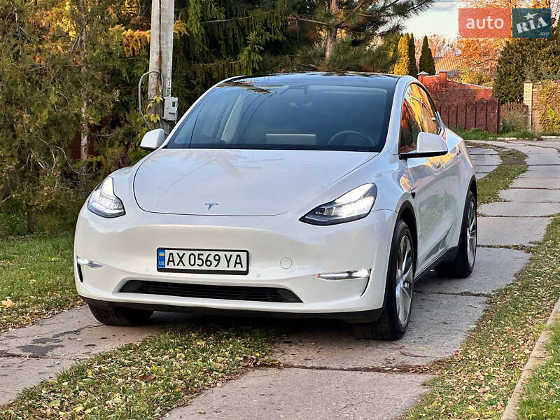 Позашляховик / Кросовер Tesla Model Y 2020 в Києві