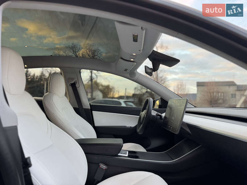 Внедорожник / Кроссовер Tesla Model Y 2020 в Луцке
