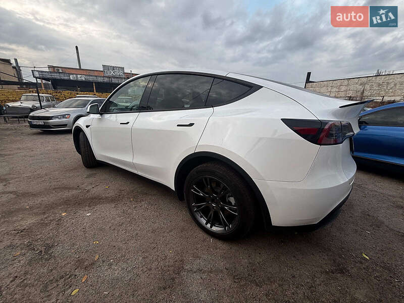 Позашляховик / Кросовер Tesla Model Y 2024 в Запоріжжі
