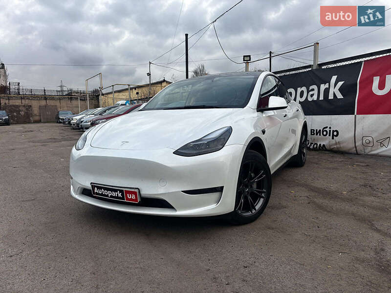 Tesla Model Y 2024 Tesla Model Y 2024