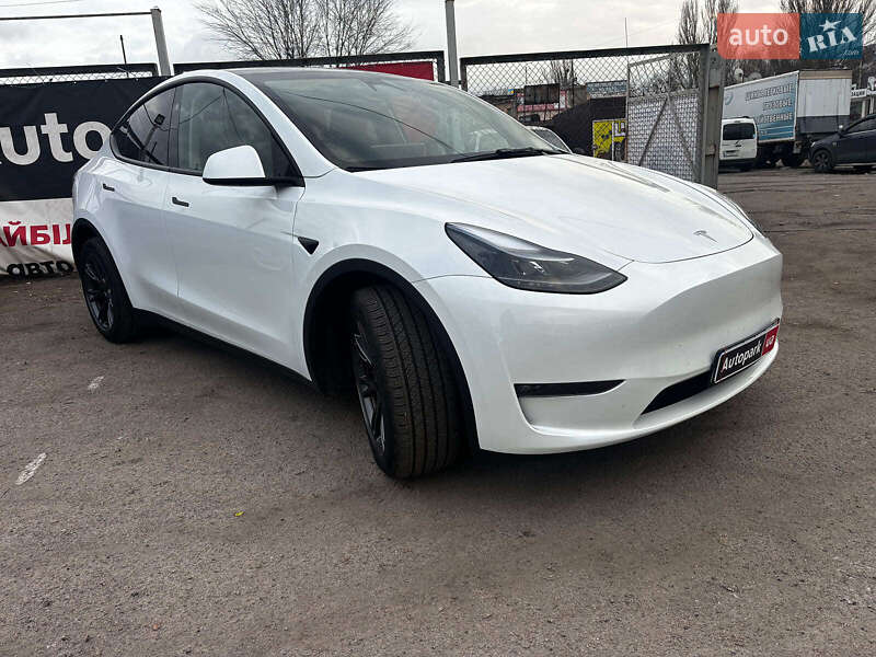 Позашляховик / Кросовер Tesla Model Y 2024 в Запоріжжі