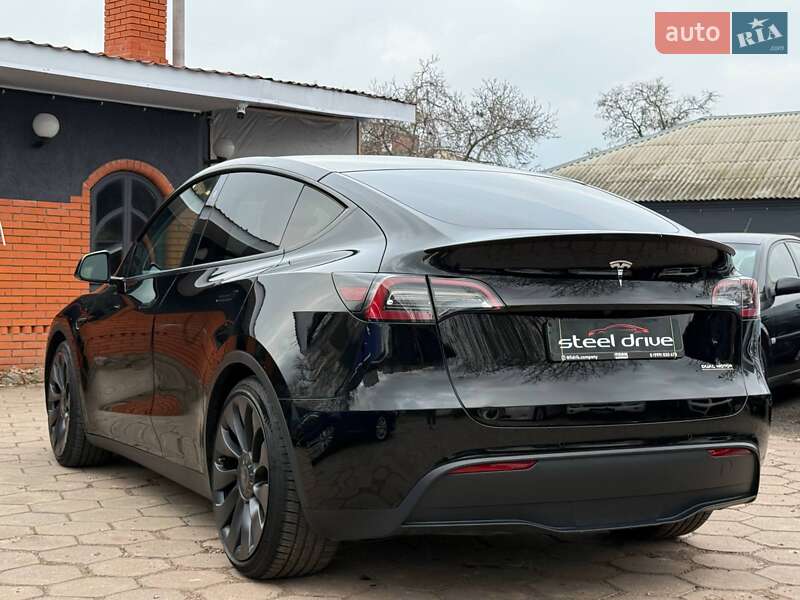 Позашляховик / Кросовер Tesla Model Y 2021 в Миколаєві