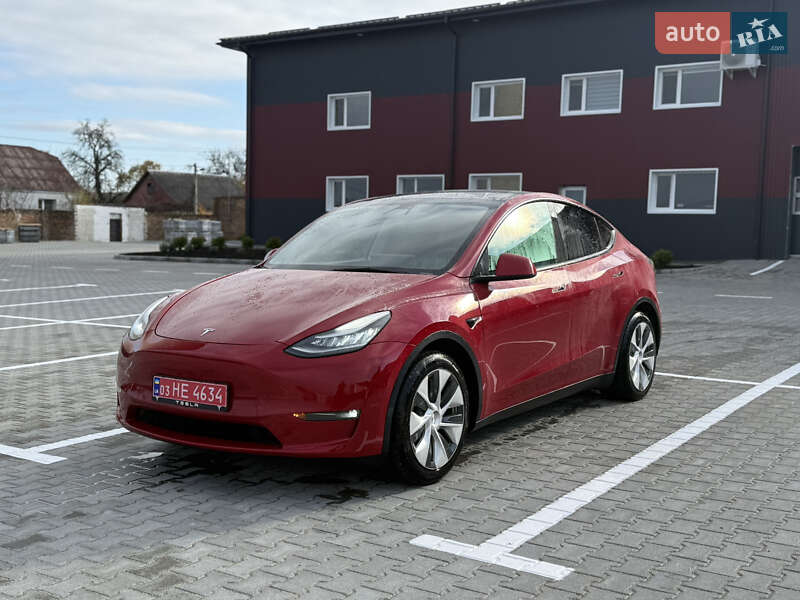 Tesla Model Y 2022