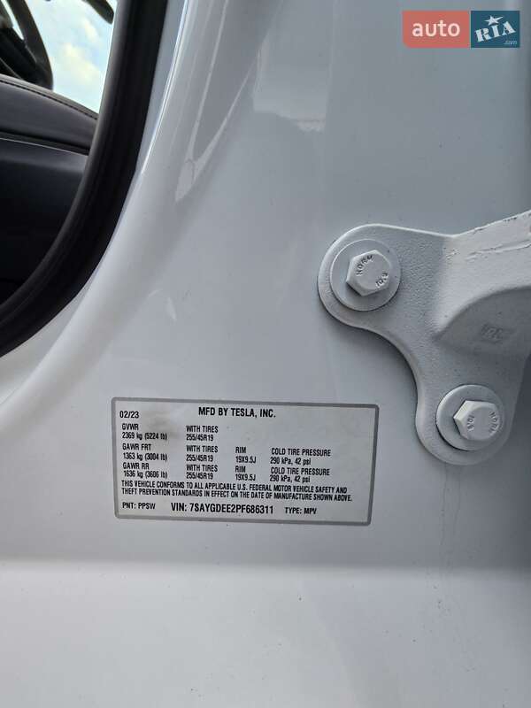 Внедорожник / Кроссовер Tesla Model Y 2023 в Ивано-Франковске
