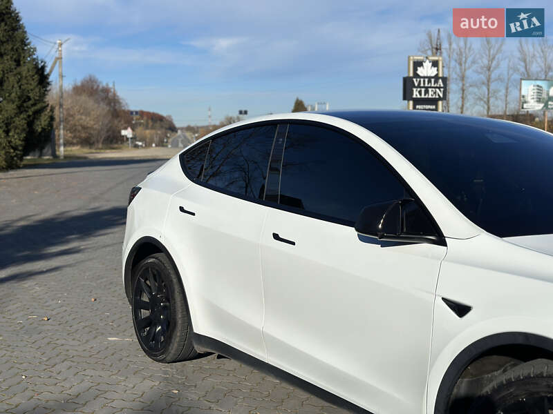 Позашляховик / Кросовер Tesla Model Y 2020 в Коломиї фото 6 Позашляховик / Кросовер Tesla Model Y 2020 в Коломиї