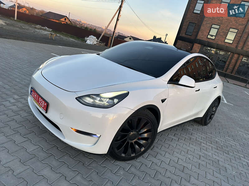 Позашляховик / Кросовер Tesla Model Y 2021 в Вінниці фото 17 Позашляховик / Кросовер Tesla Model Y 2021 в Вінниці