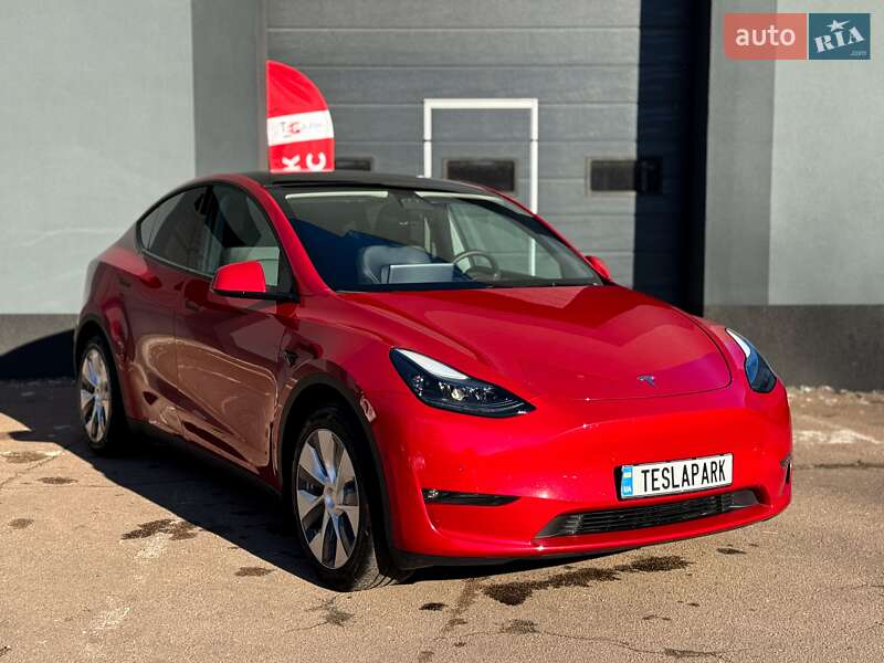 Внедорожник / Кроссовер Tesla Model Y 2022 в Киеве