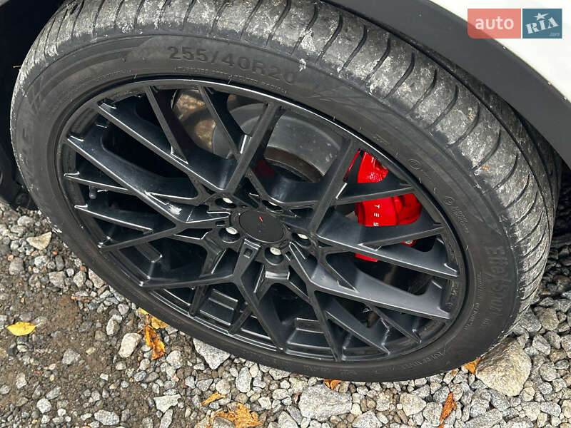 Позашляховик / Кросовер Tesla Model Y 2022 в Вінниці
