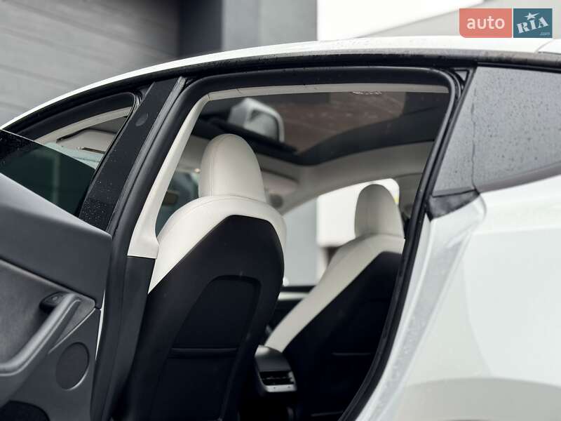 Внедорожник / Кроссовер Tesla Model Y 2024 в Киеве фото 16 Внедорожник / Кроссовер Tesla Model Y 2024 в Киеве