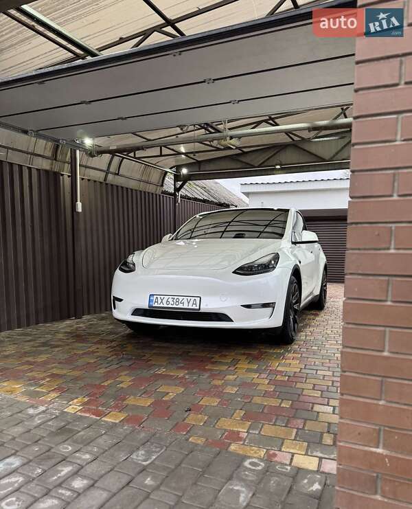 Tesla Model Y 2022 Tesla Model Y 2022