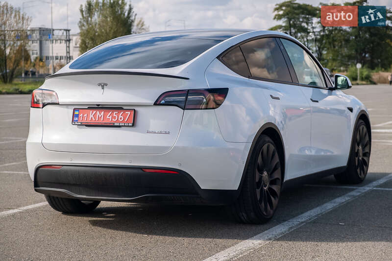 Внедорожник / Кроссовер Tesla Model Y 2022 в Ирпене