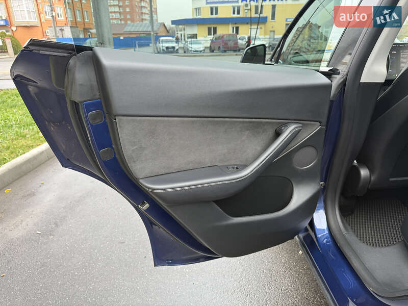 Внедорожник / Кроссовер Tesla Model Y 2022 в Виннице