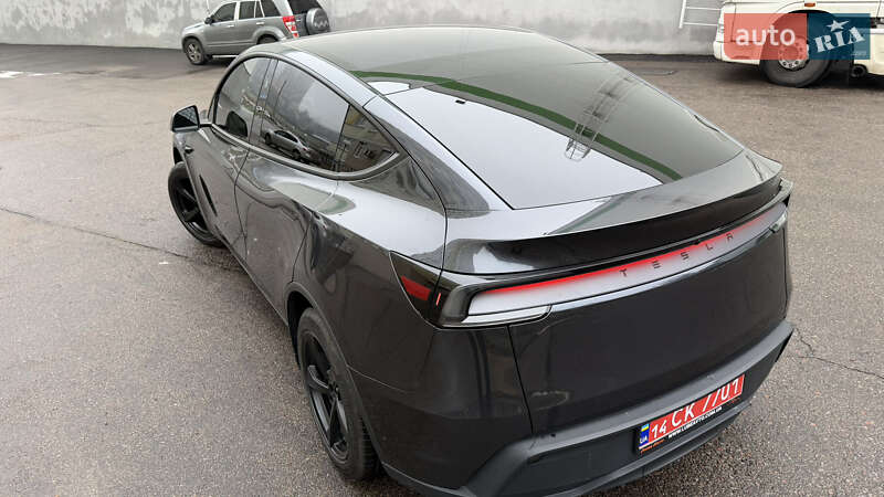 Внедорожник / Кроссовер Tesla Model Y 2025 в Киеве фото 13 Внедорожник / Кроссовер Tesla Model Y 2025 в Киеве