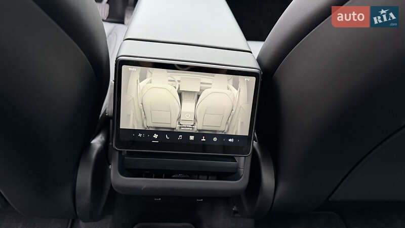 Внедорожник / Кроссовер Tesla Model Y 2025 в Киеве фото 32 Внедорожник / Кроссовер Tesla Model Y 2025 в Киеве