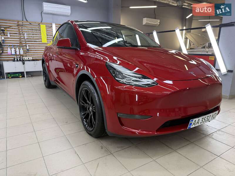 Внедорожник / Кроссовер Tesla Model Y 2022 в Киеве
