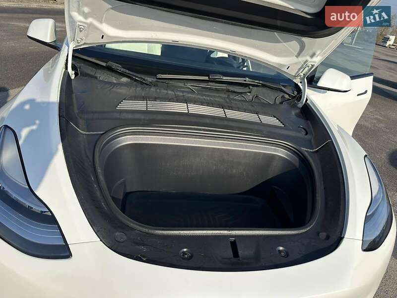 Внедорожник / Кроссовер Tesla Model Y 2022 в Днепре фото 7 Внедорожник / Кроссовер Tesla Model Y 2022 в Днепре