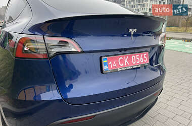 Внедорожник / Кроссовер Tesla Model Y 2023 в Львове