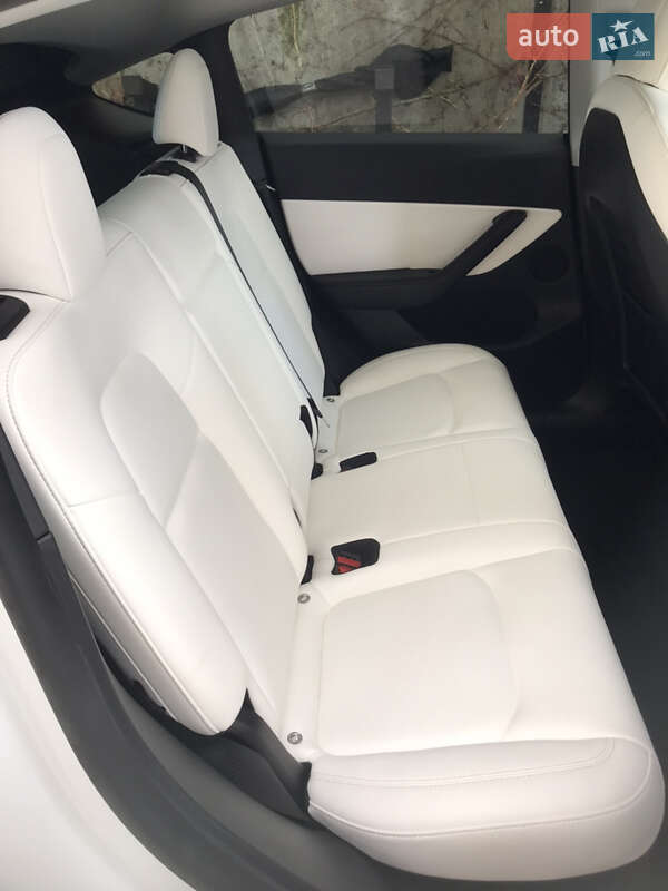 Позашляховик / Кросовер Tesla Model Y 2021 в Одесі