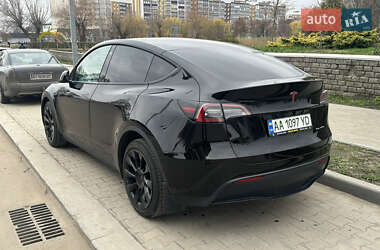 Внедорожник / Кроссовер Tesla Model Y 2021 в Киеве