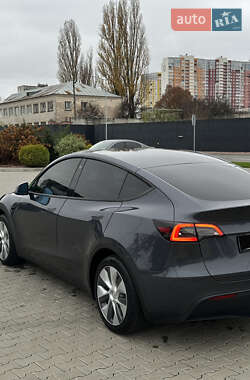 Внедорожник / Кроссовер Tesla Model Y 2022 в Киеве