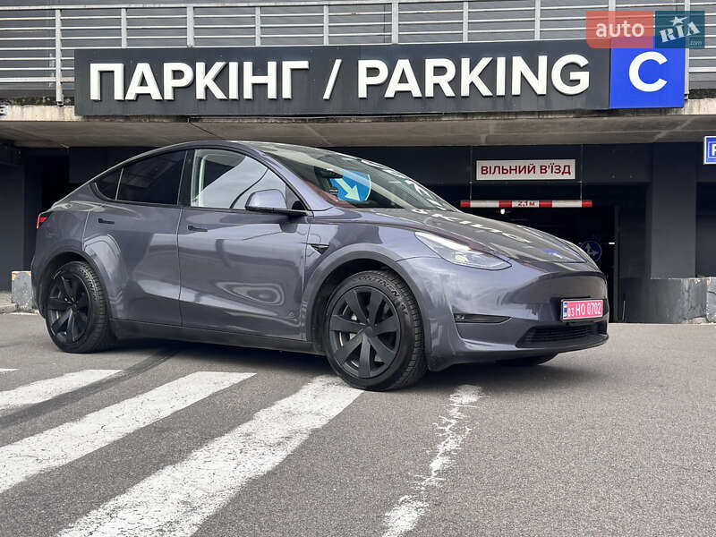 Позашляховик / Кросовер Tesla Model Y 2023 в Києві