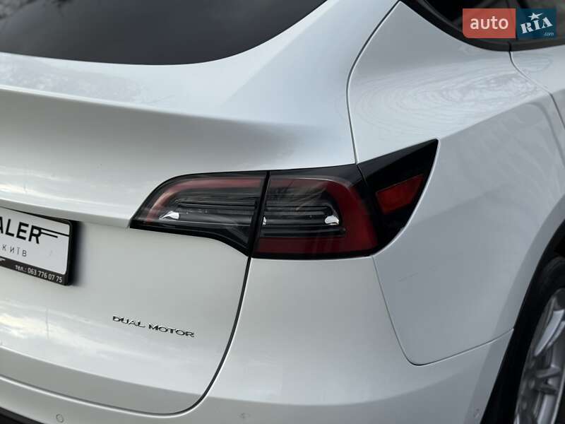 Внедорожник / Кроссовер Tesla Model Y 2022 в Киеве