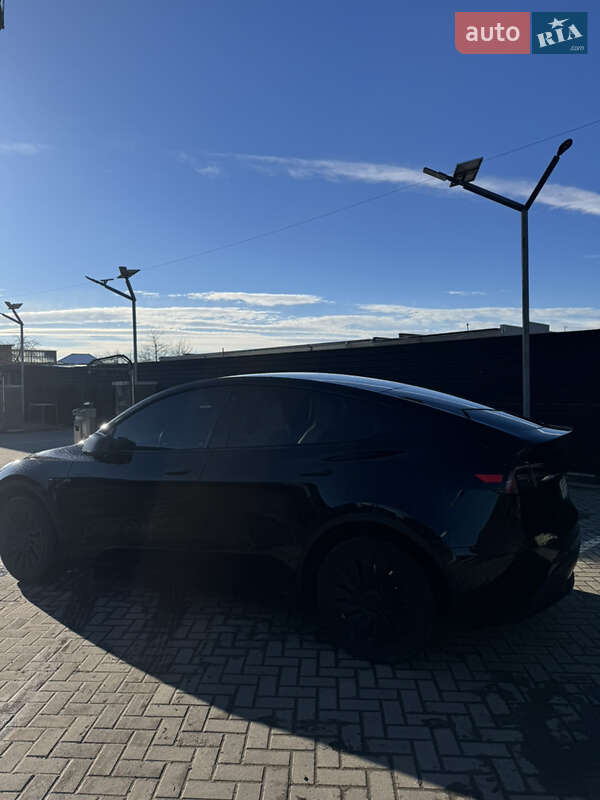 Позашляховик / Кросовер Tesla Model Y 2022 в Івано-Франківську