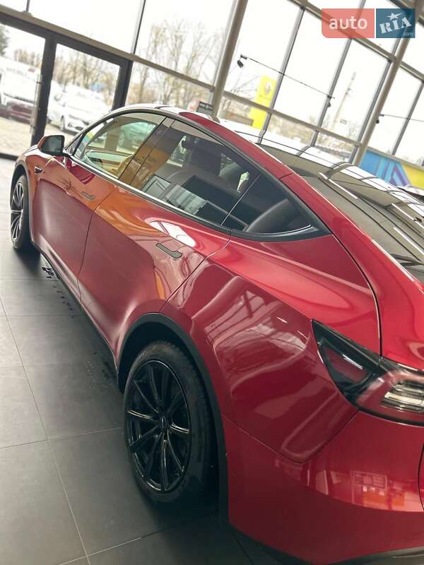 Внедорожник / Кроссовер Tesla Model Y 2020 в Тернополе