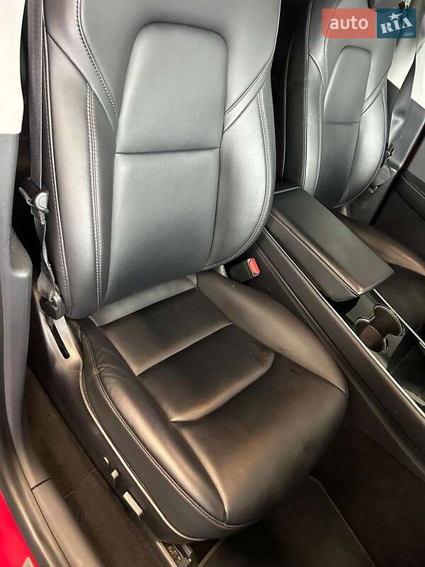 Внедорожник / Кроссовер Tesla Model Y 2020 в Тернополе