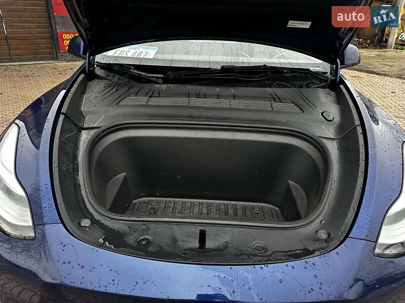 Внедорожник / Кроссовер Tesla Model Y 2023 в Кременчуге