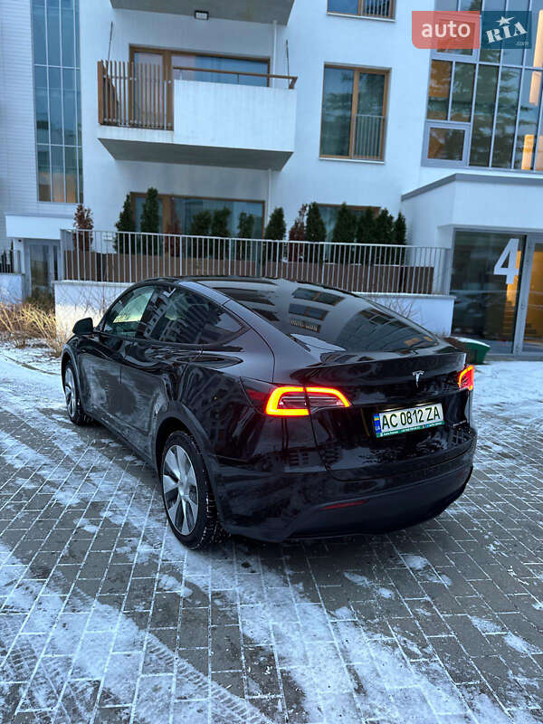 Внедорожник / Кроссовер Tesla Model Y 2022 в Луцке