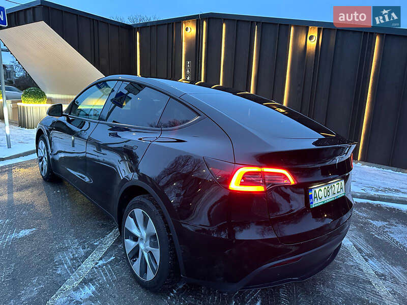 Внедорожник / Кроссовер Tesla Model Y 2022 в Луцке