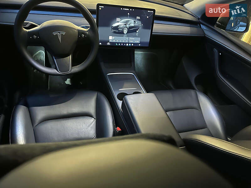 Внедорожник / Кроссовер Tesla Model Y 2022 в Луцке