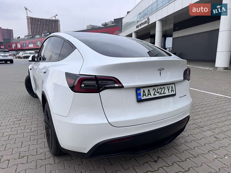 Внедорожник / Кроссовер Tesla Model Y 2023 в Киеве
