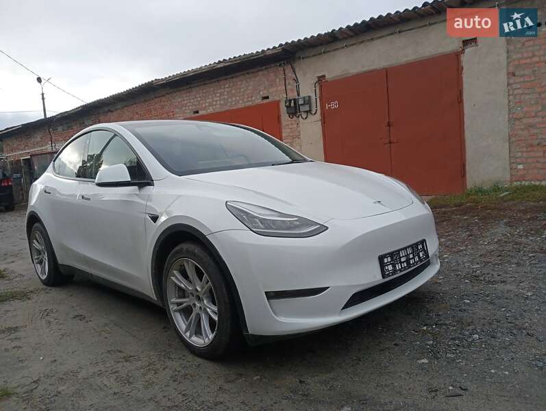 Внедорожник / Кроссовер Tesla Model Y 2022 в Шепетовке