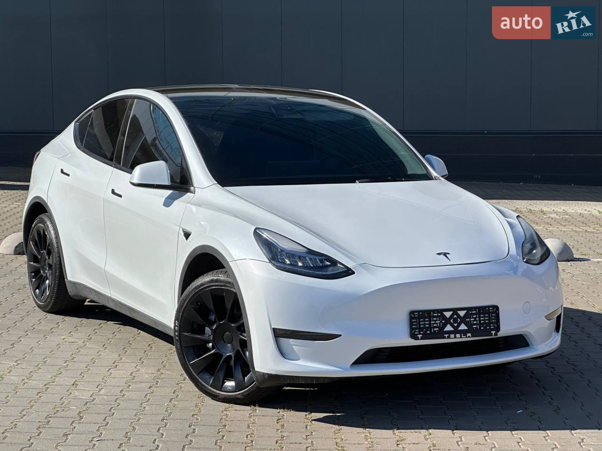 2022 Tesla Model Y - мініатюра 2