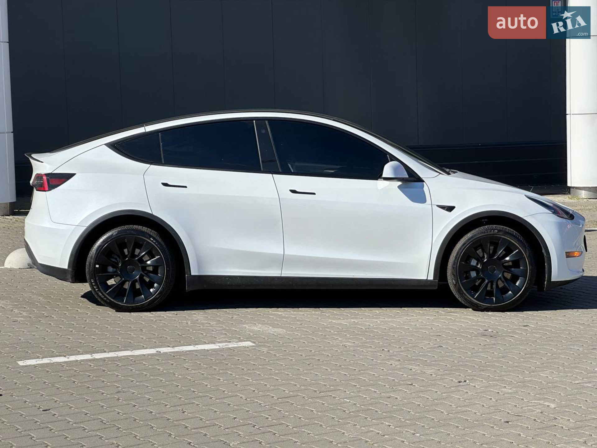 2022 Tesla Model Y - мініатюра 13