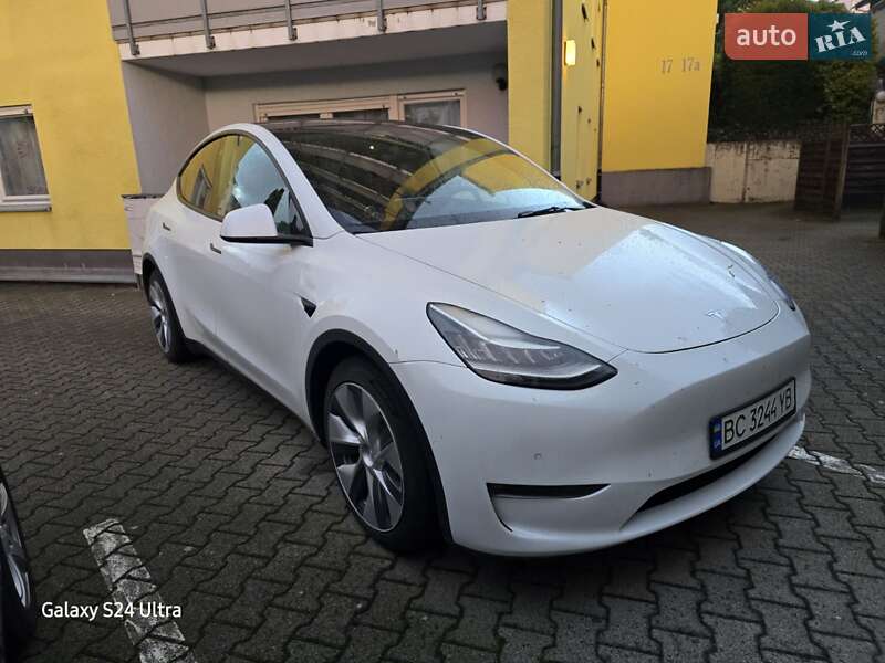 Tesla Model Y 2021 Tesla Model Y 2021