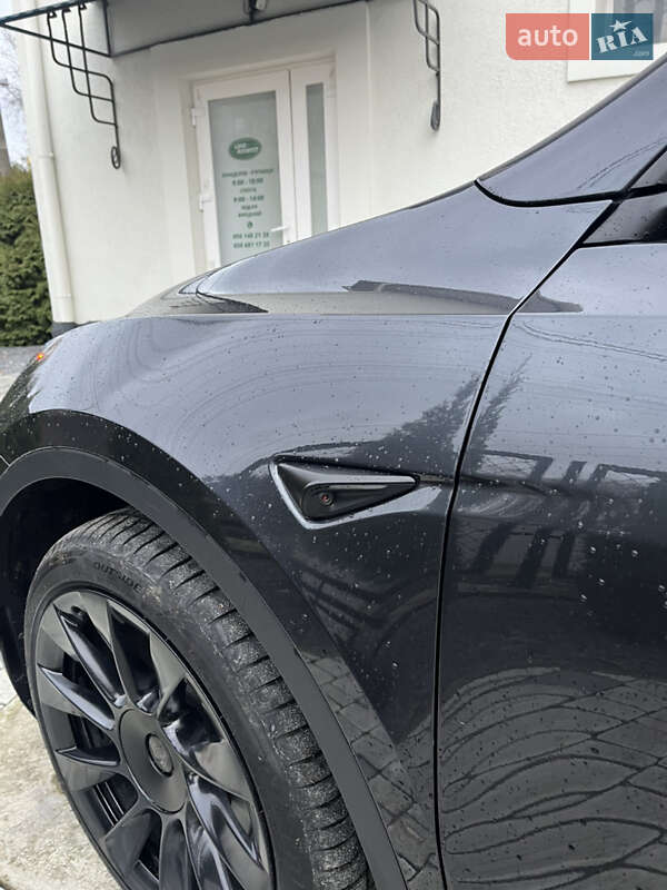 Внедорожник / Кроссовер Tesla Model Y 2024 в Львове