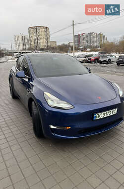 Внедорожник / Кроссовер Tesla Model Y 2021 в Львове