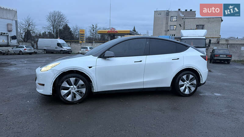 Внедорожник / Кроссовер Tesla Model Y 2024 в Луцке фото 4 Внедорожник / Кроссовер Tesla Model Y 2024 в Луцке